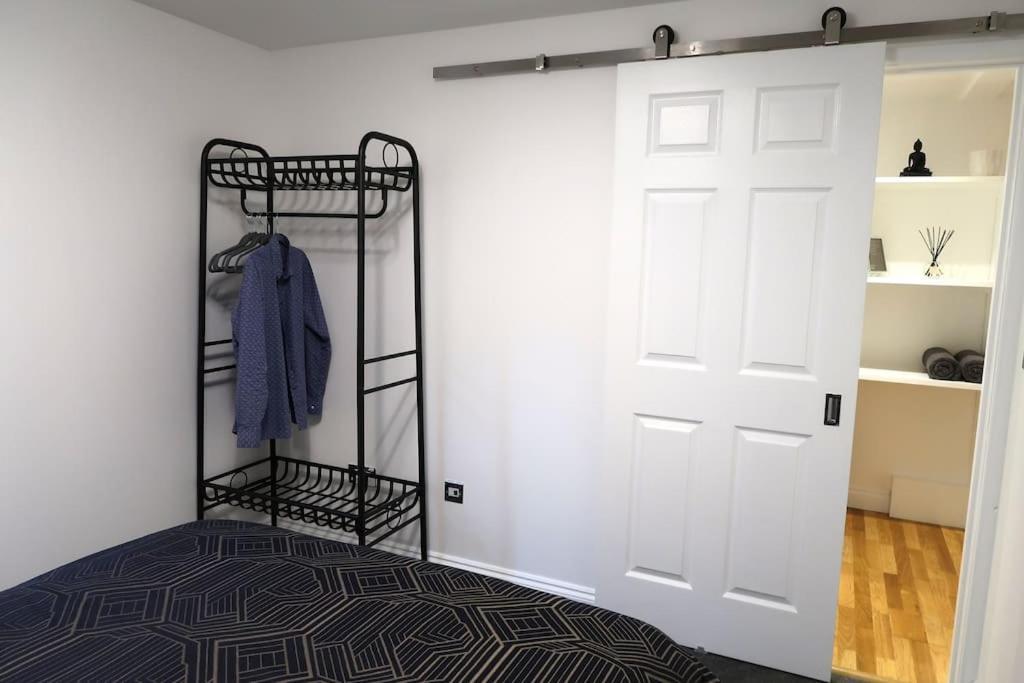 ***Spotless, Bright 1 Double Bed Apartment*** Bath Esterno foto